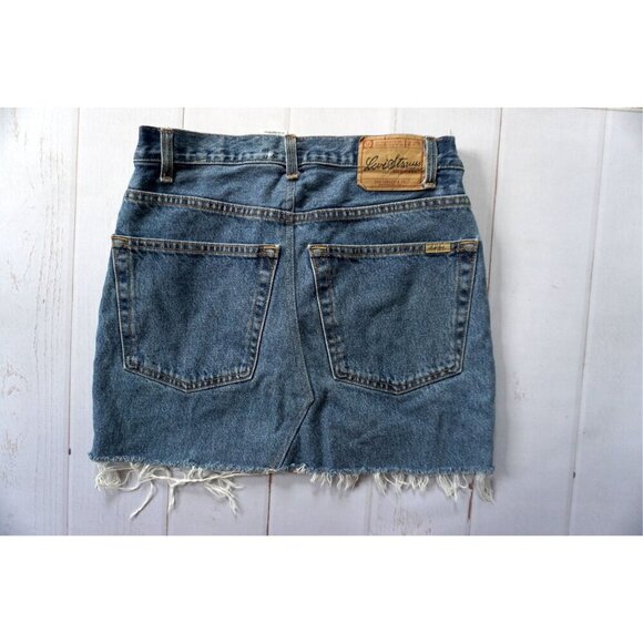 Levi's Women's Relaxed Fit Denim Mini Skirt - Size M - Picture 6 of 8